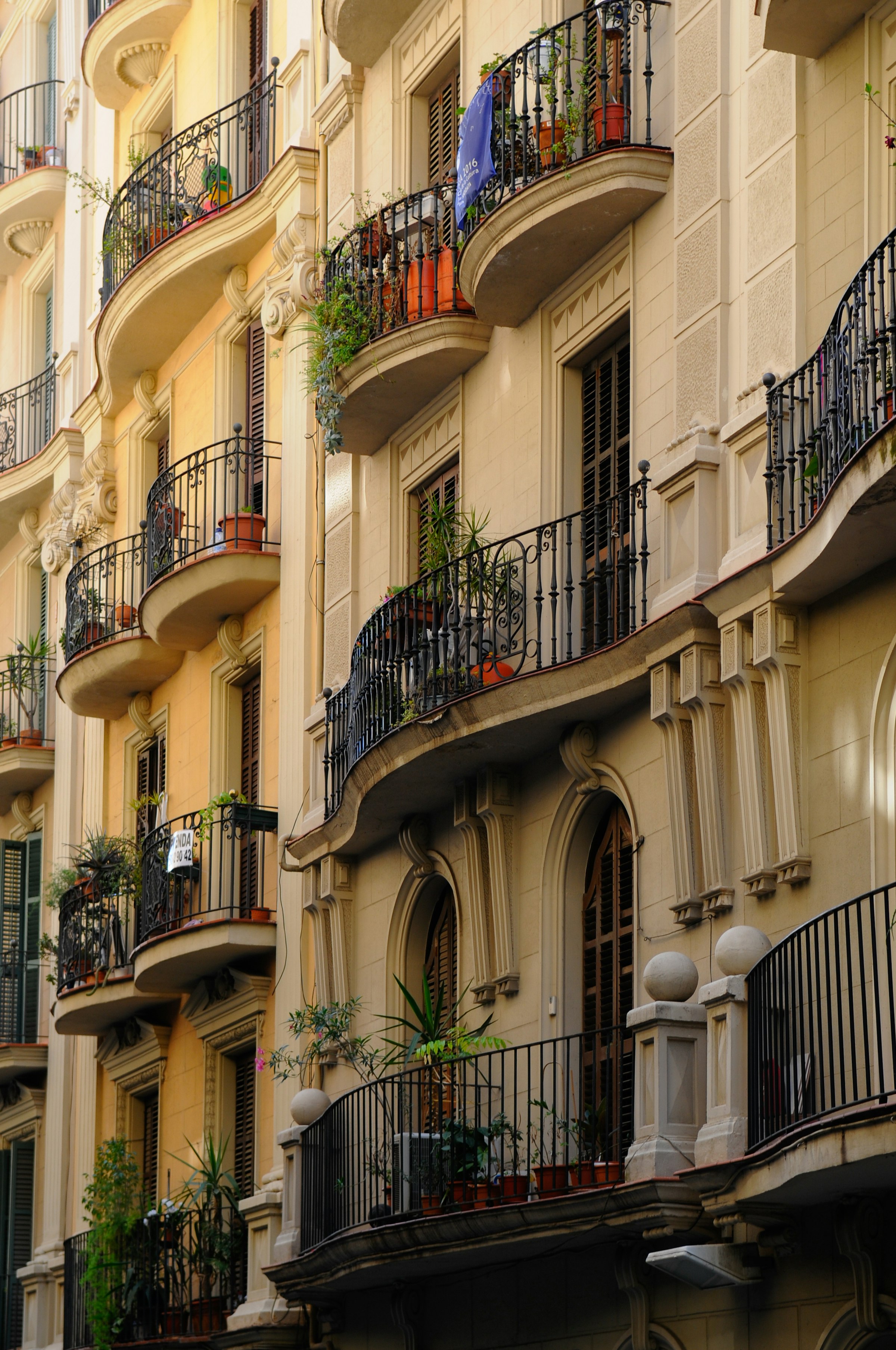 Fachada con balcones